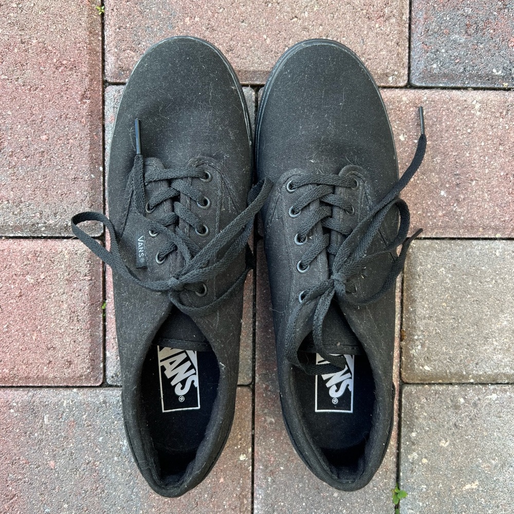 Vans all black